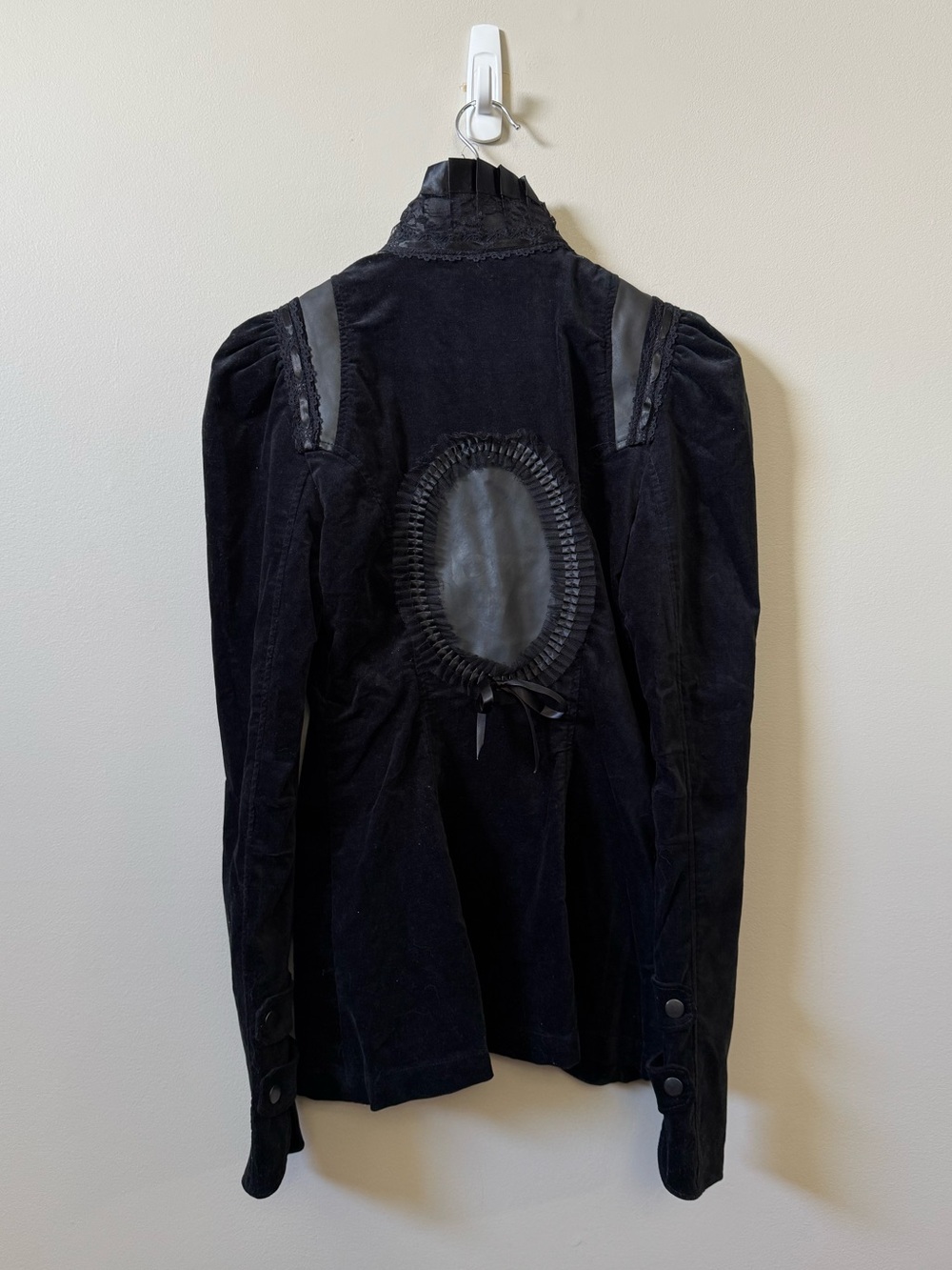 Blacklist Lip Service Lost Velvet empire blazer black jacket - Picture 8 of 14